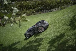 Automower 435X AWD összkerékhajtású robotfűnyíró 2024 7.Kép